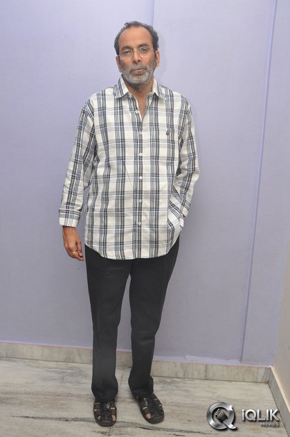 Parampara-Movie-Preview-Show-Press-Meet